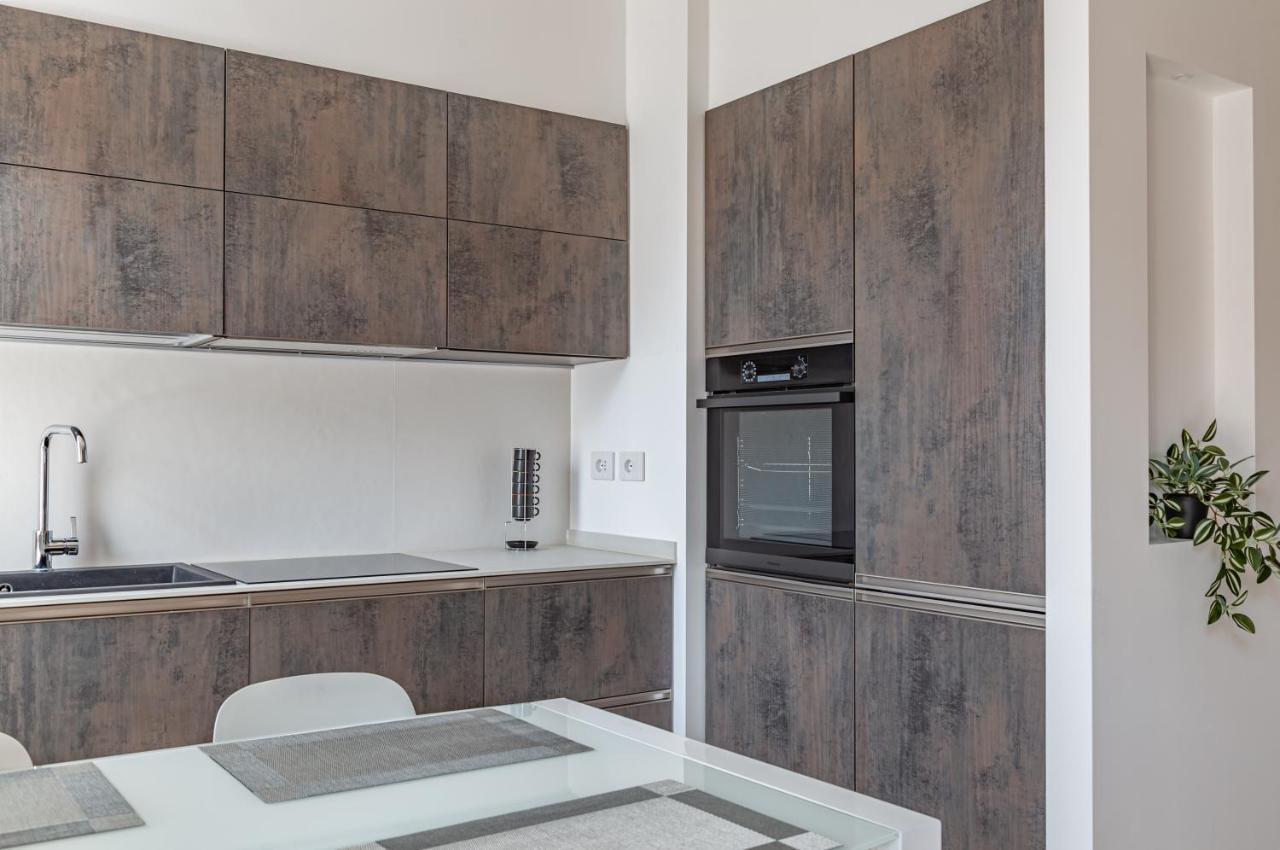 With Balconies! Apartment Verona