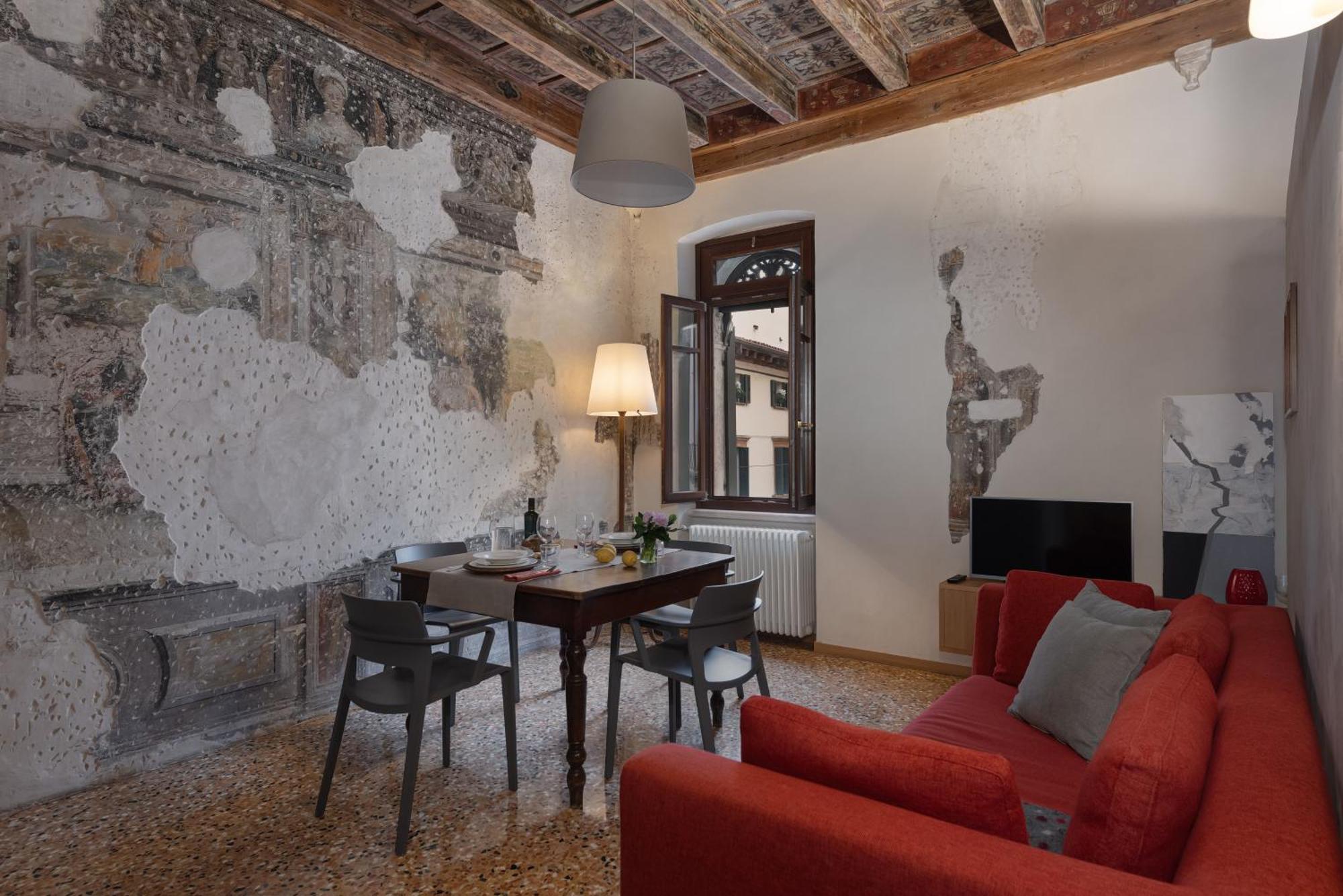 Residenza Roccamaggiore Apartment Verona