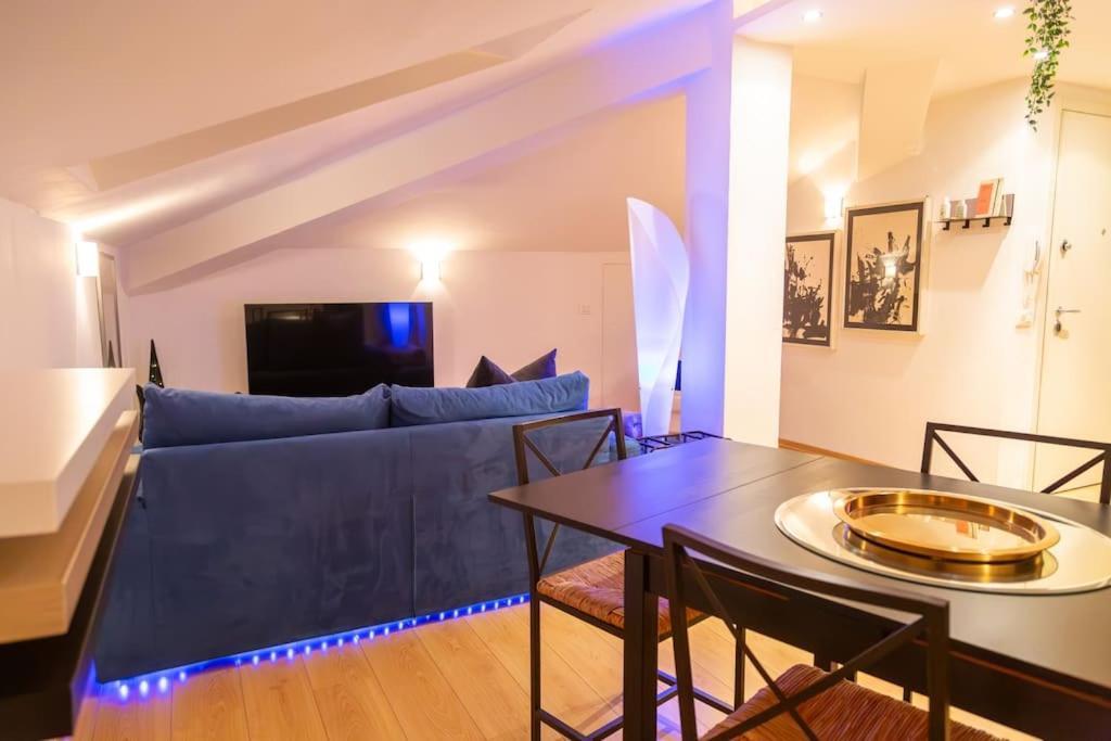 La Mansarda Modern House
