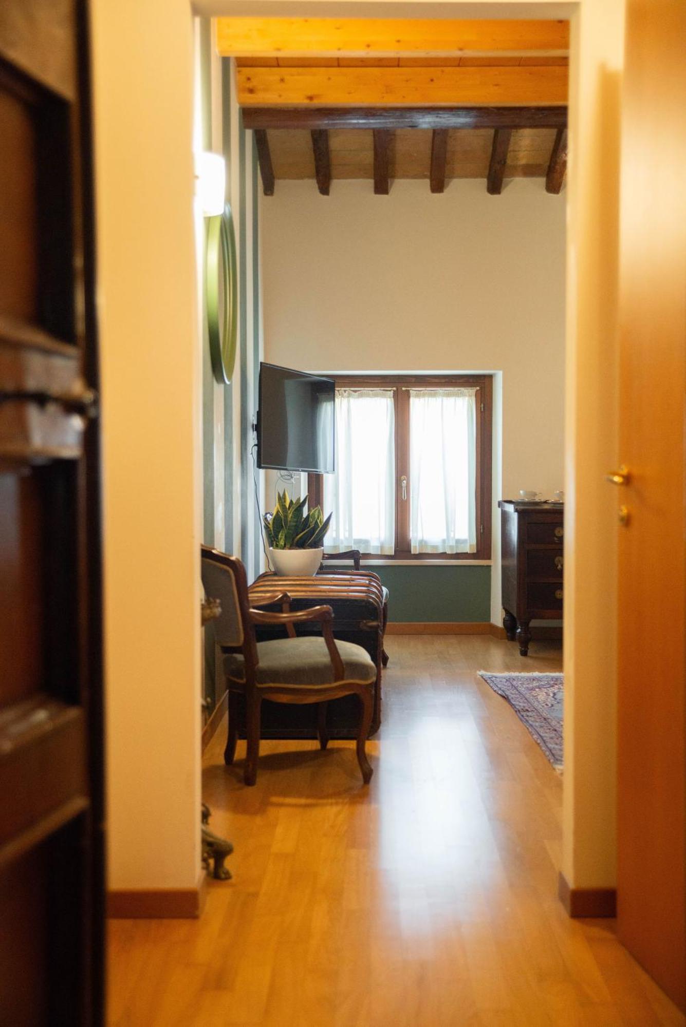 Bed & Breakfast Pietra Di Residenza *