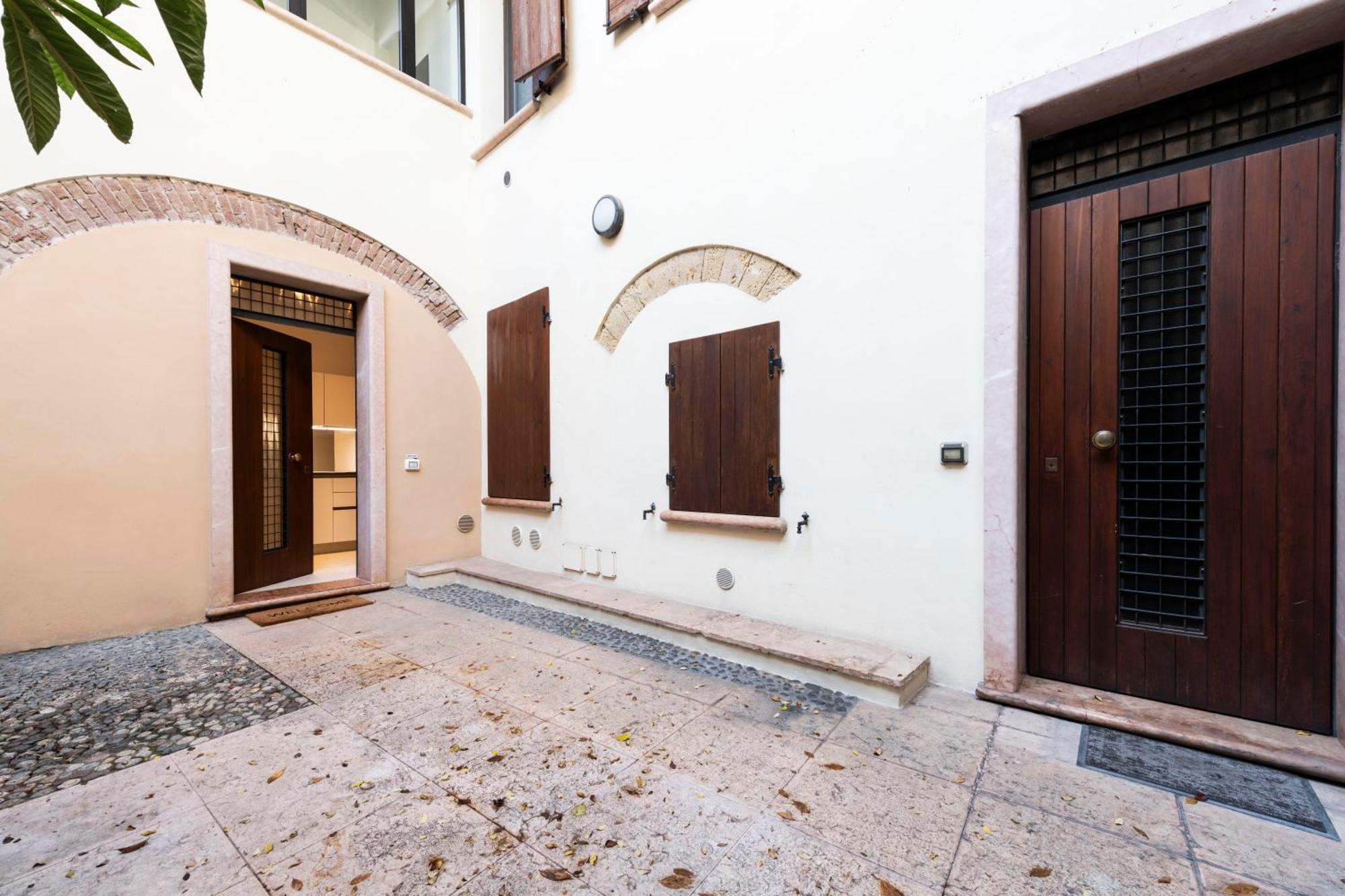 Il Cortiletto Apartment