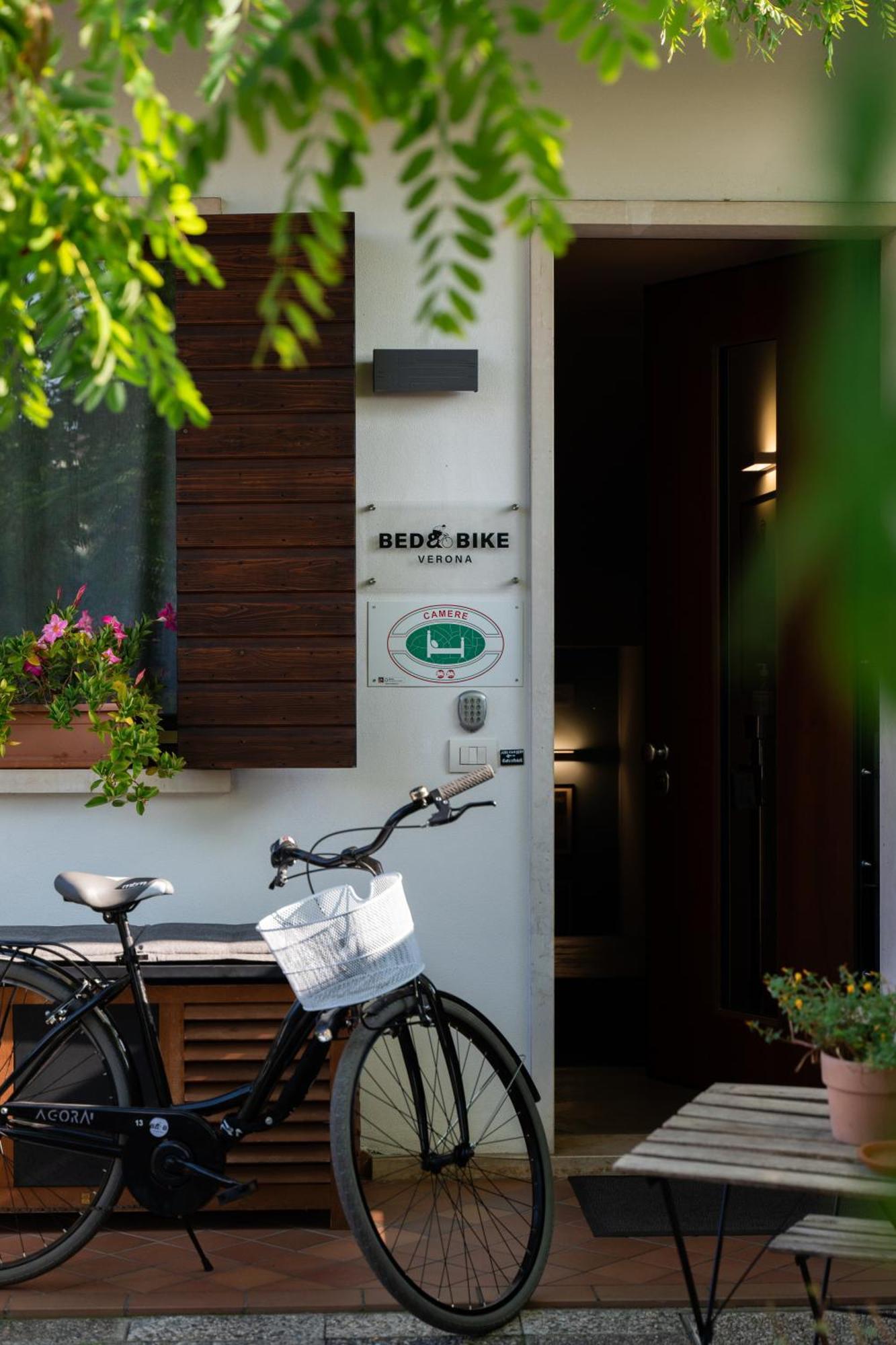 Bed And Bike 2*
