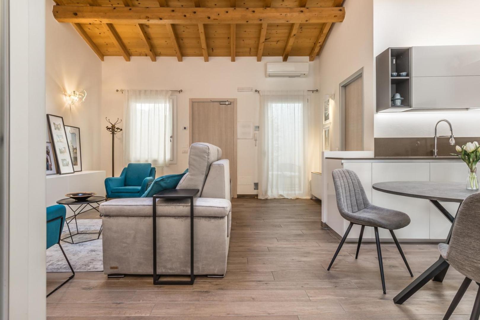 Veronetta Stunning Rooftop With Lift Huoneistohotelli *