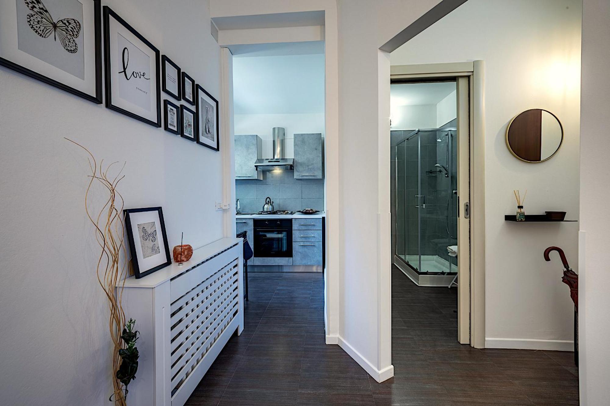 Ambra City House - Ingresso Diretto, Parcheggio Libero E Wi-Fi Verona