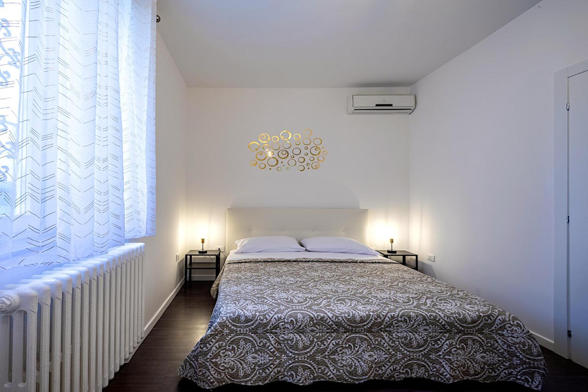 Apartamento Ambra City House - Ingresso Diretto, Parcheggio Libero E Wi-Fi