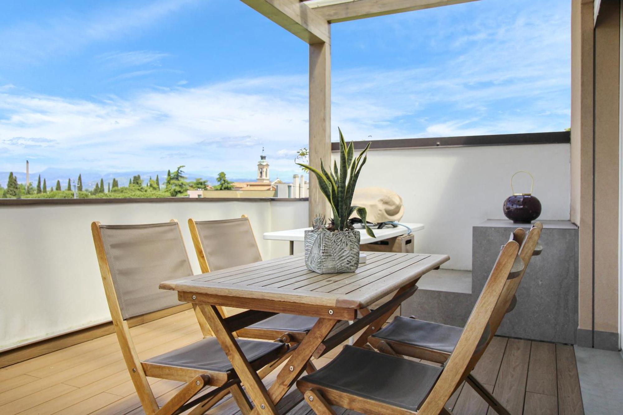 Vittoria Apartment