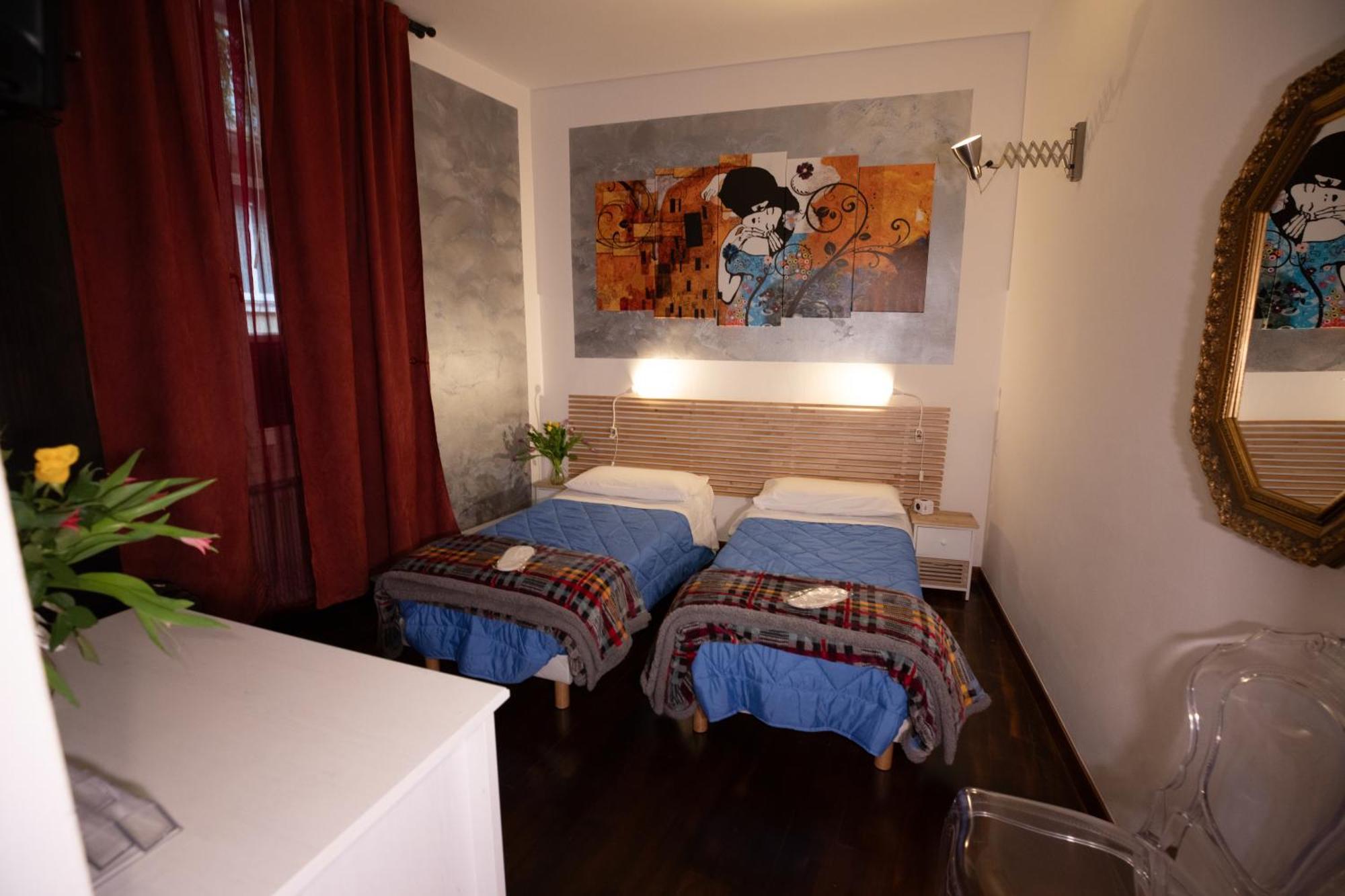 Like Romeo Apartment *