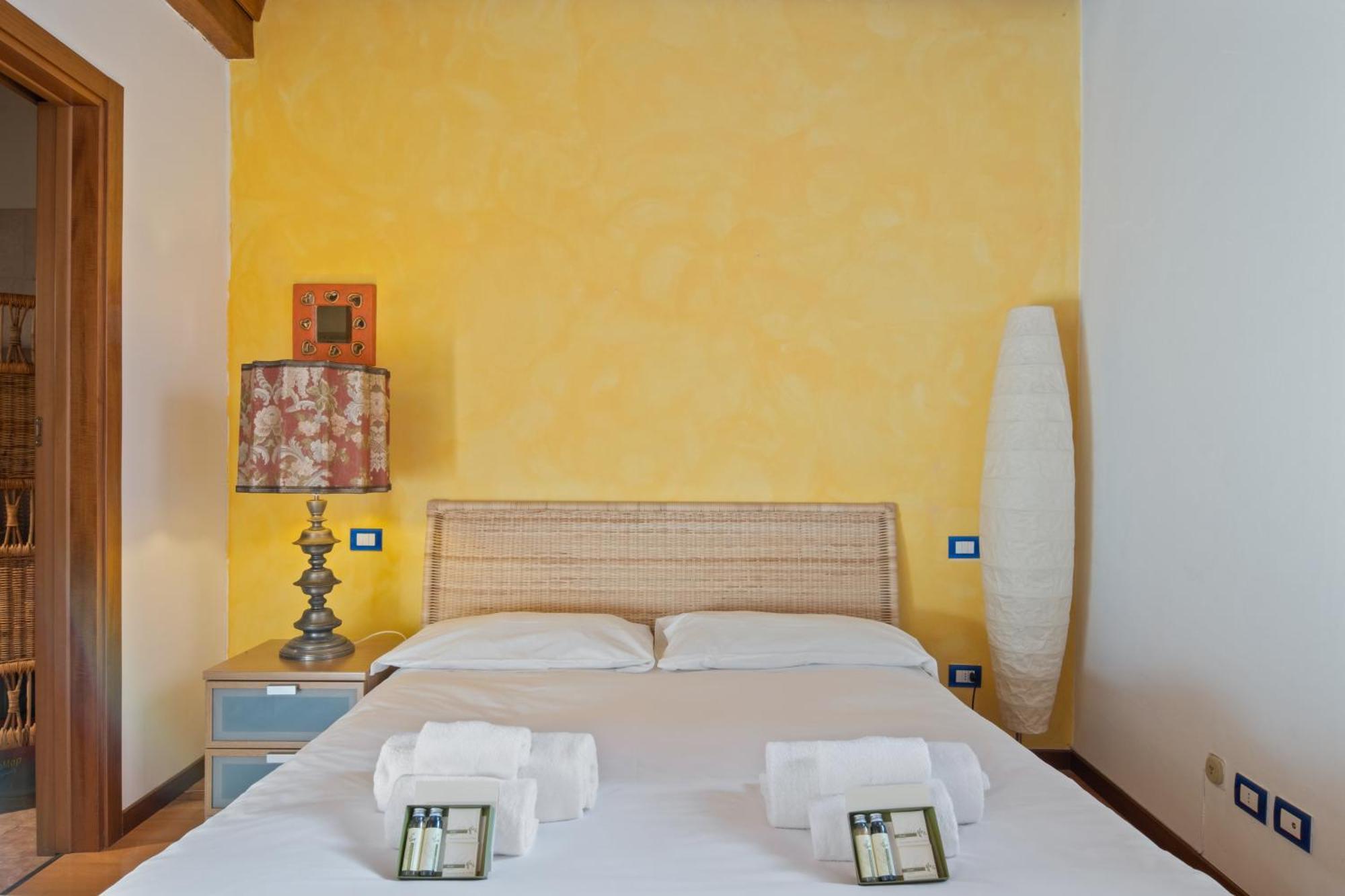 Apartment Italstay - Elegant Colorful *