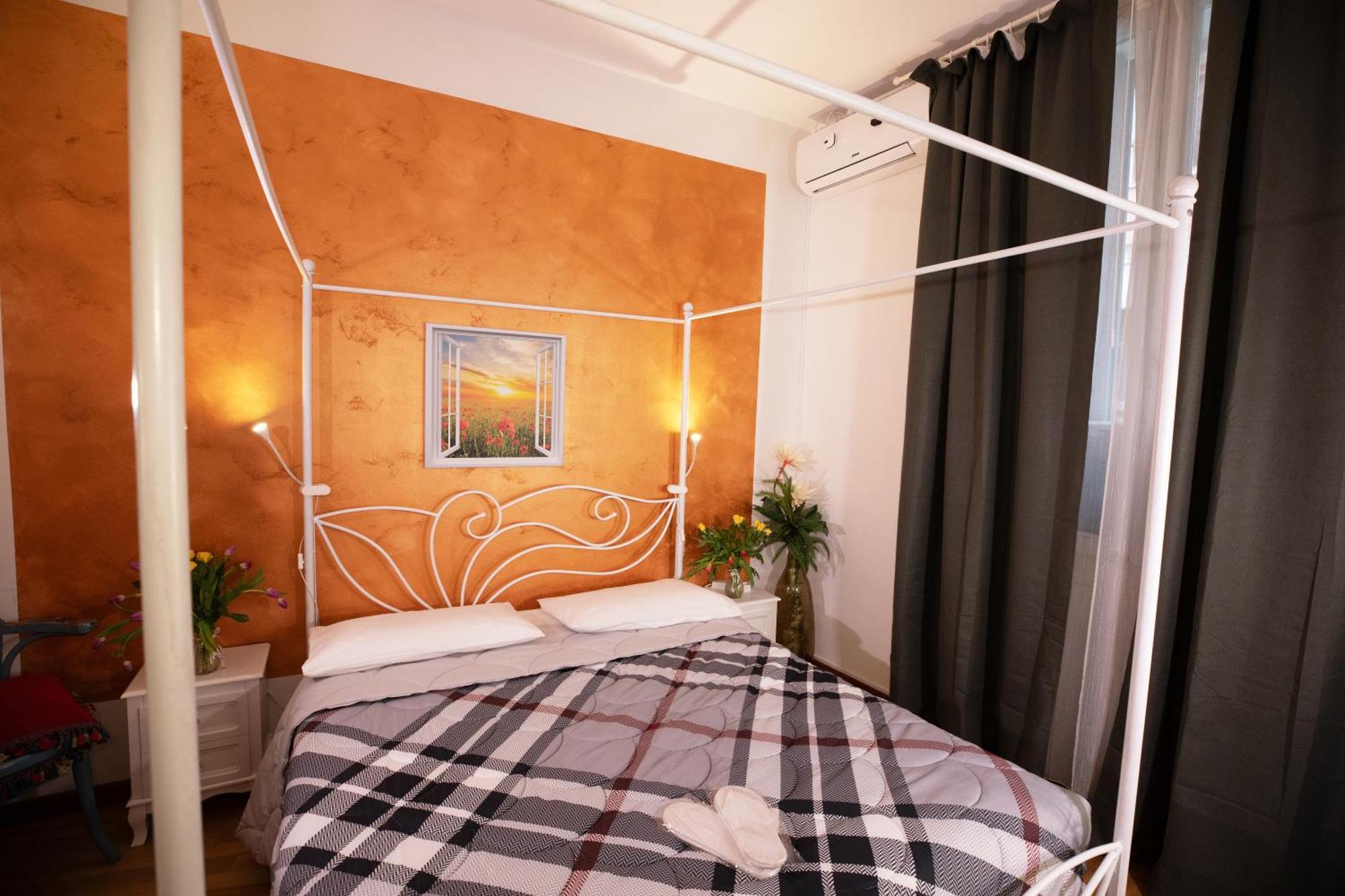 Like Romeo Apartment *