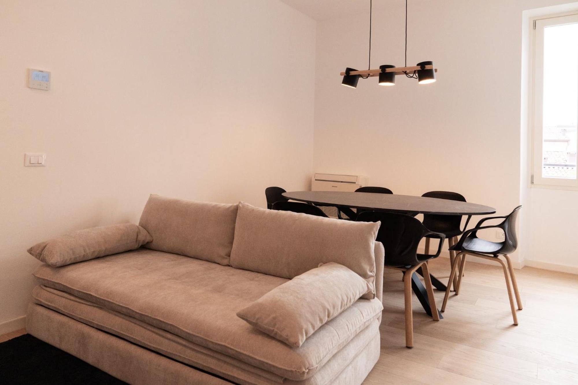 Aparthotel Palazzo Delle Guglie By Postcardsfrom