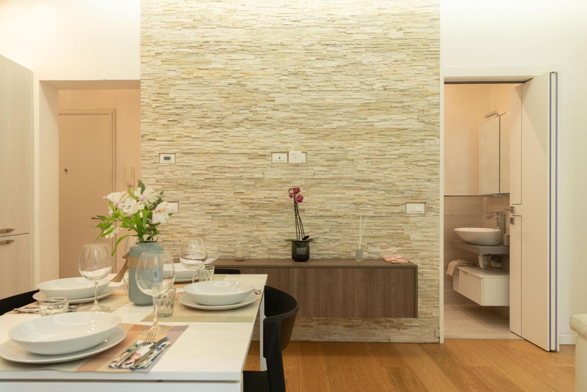 Veronetta Lovely With Patio! * Verona