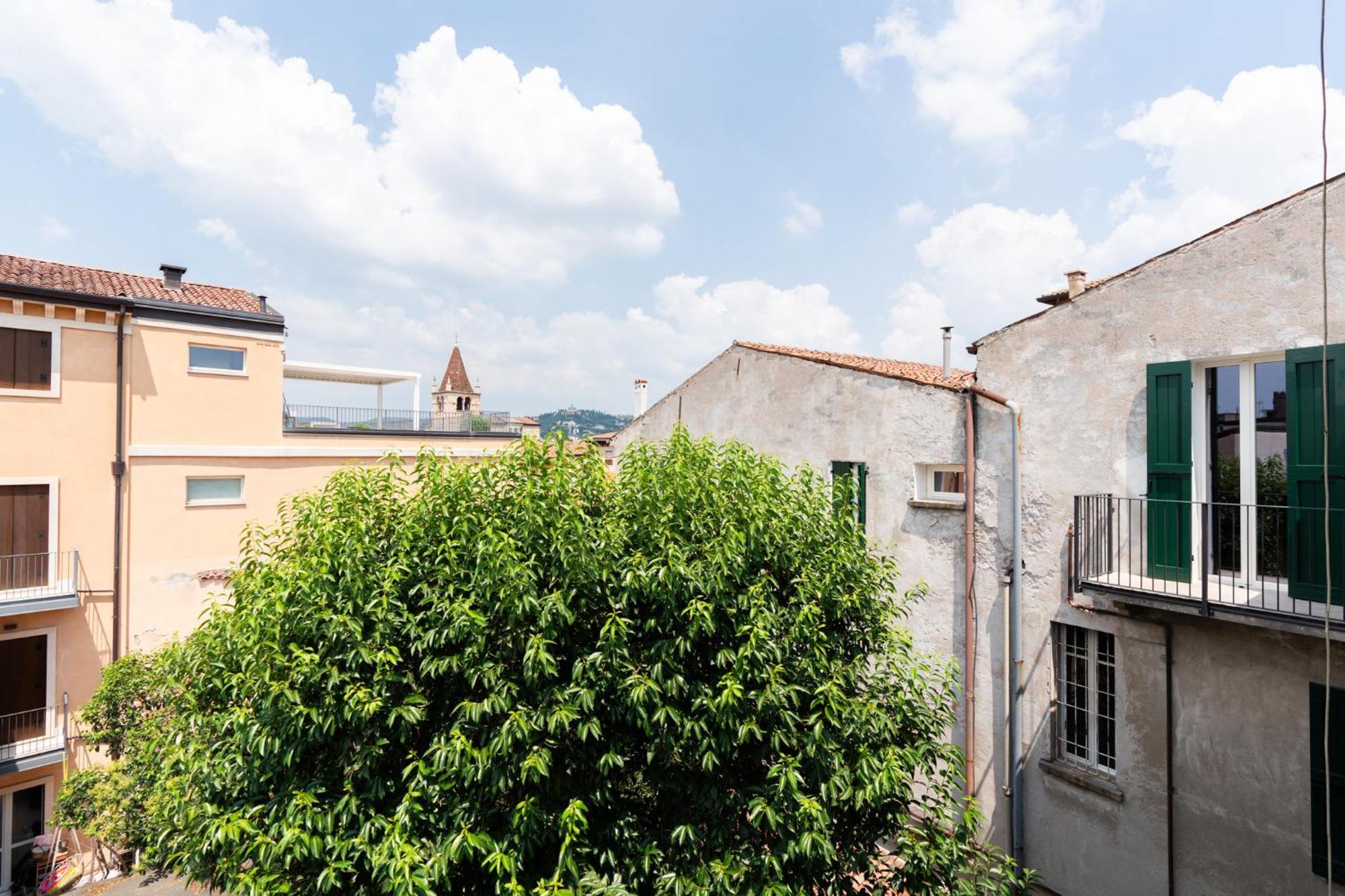 Palazzo Delle Guglie By Postcardsfrom * Verona
