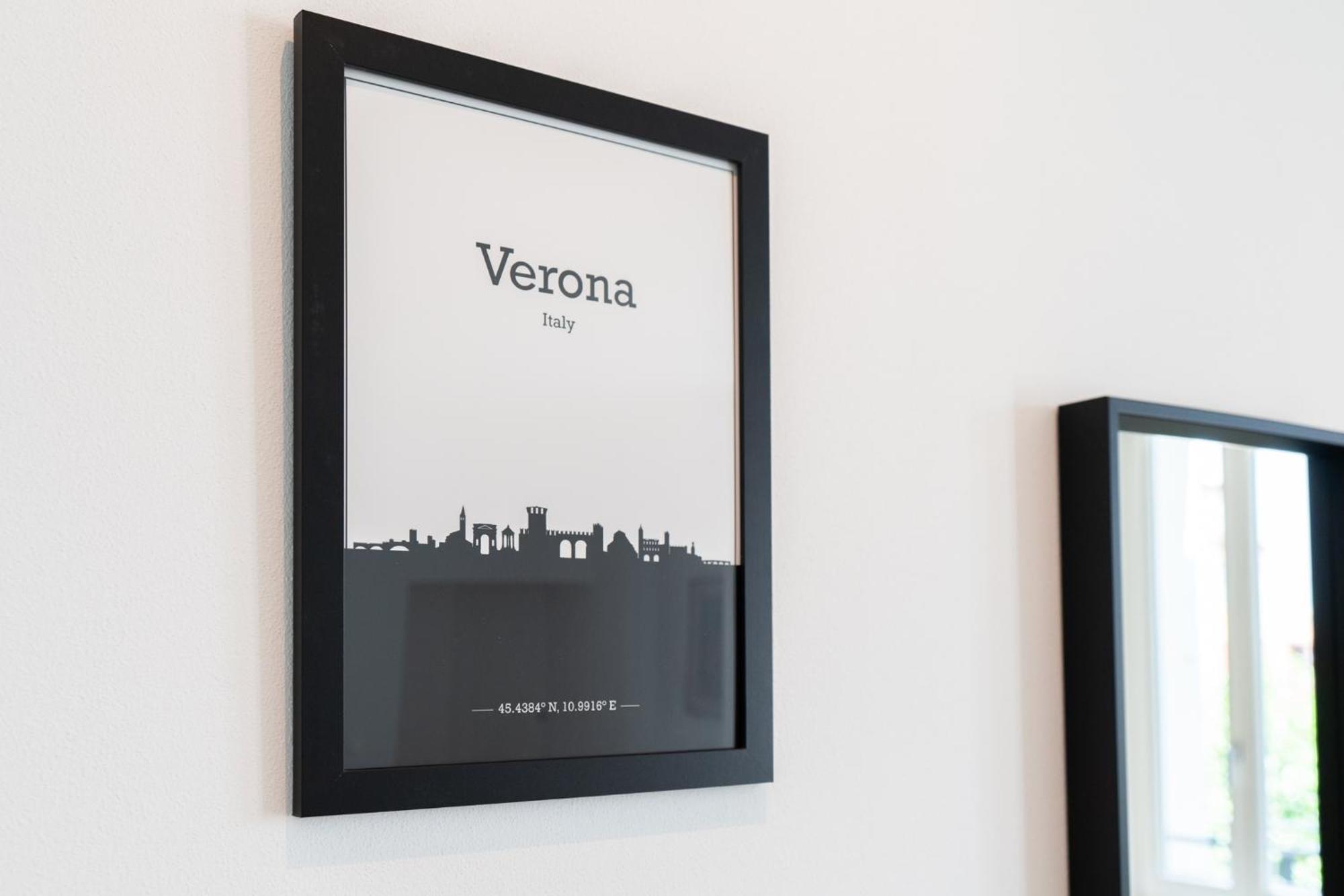 Palazzo Delle Guglie By Postcardsfrom Aparthotel