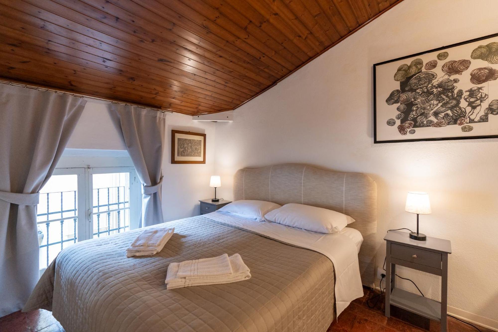 Palazzo Delle Guglie By Postcardsfrom Aparthotel *