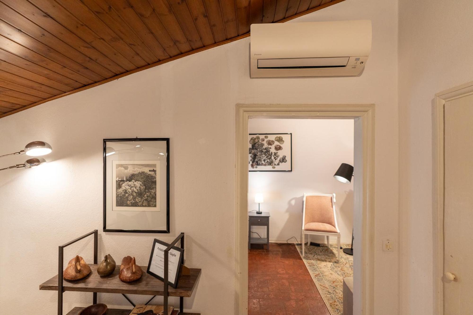 Palazzo Delle Guglie By Postcardsfrom Aparthotel