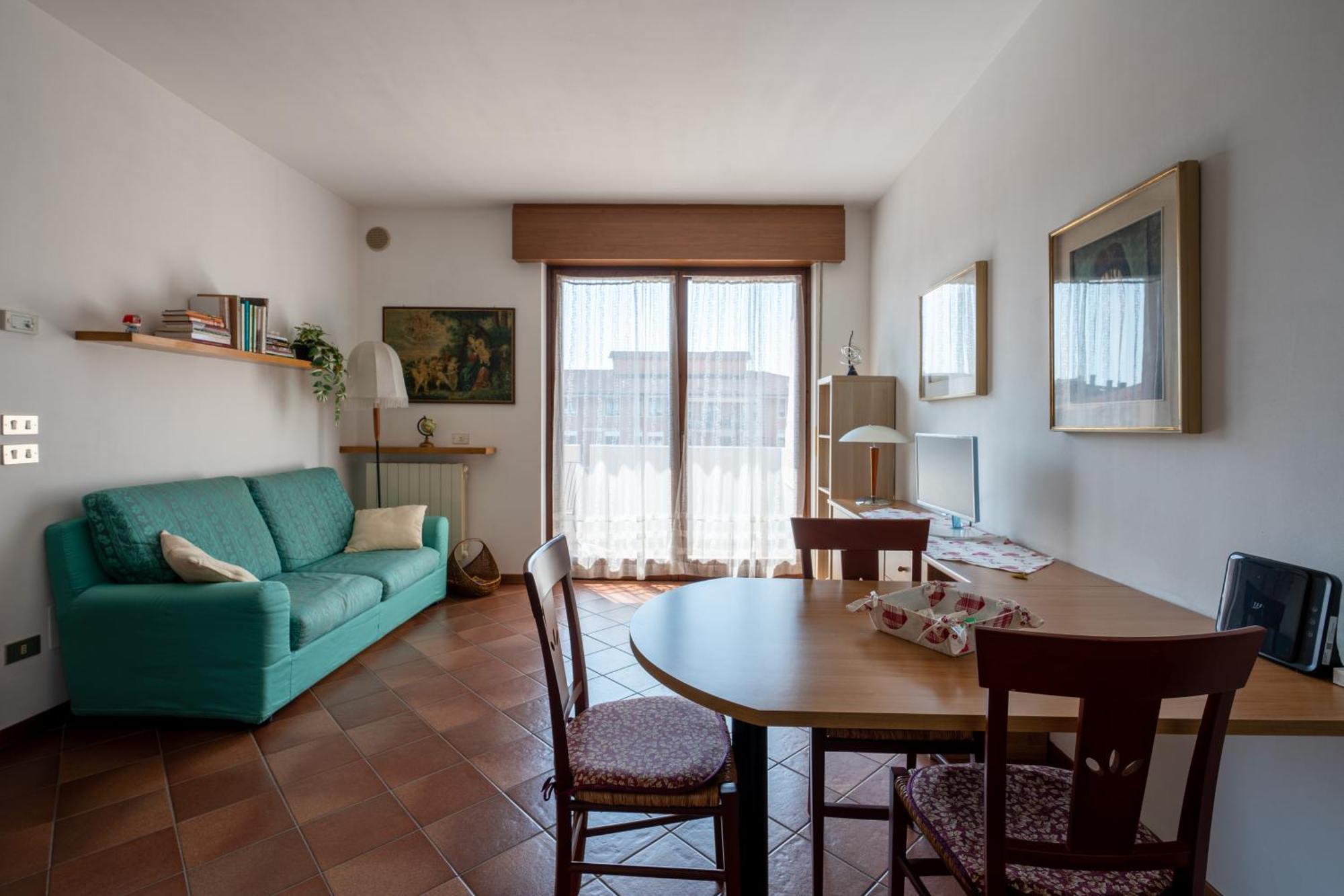 Con Garage Vicino Al Centro Apartment