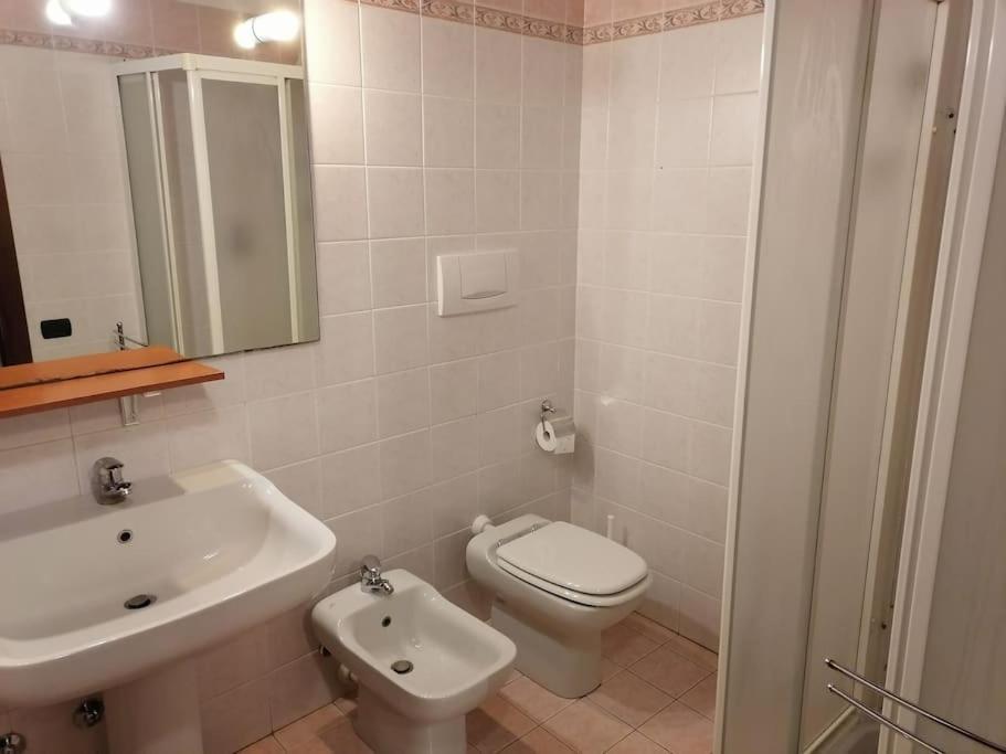 Monolocale In Piazza Isolo Apartment *