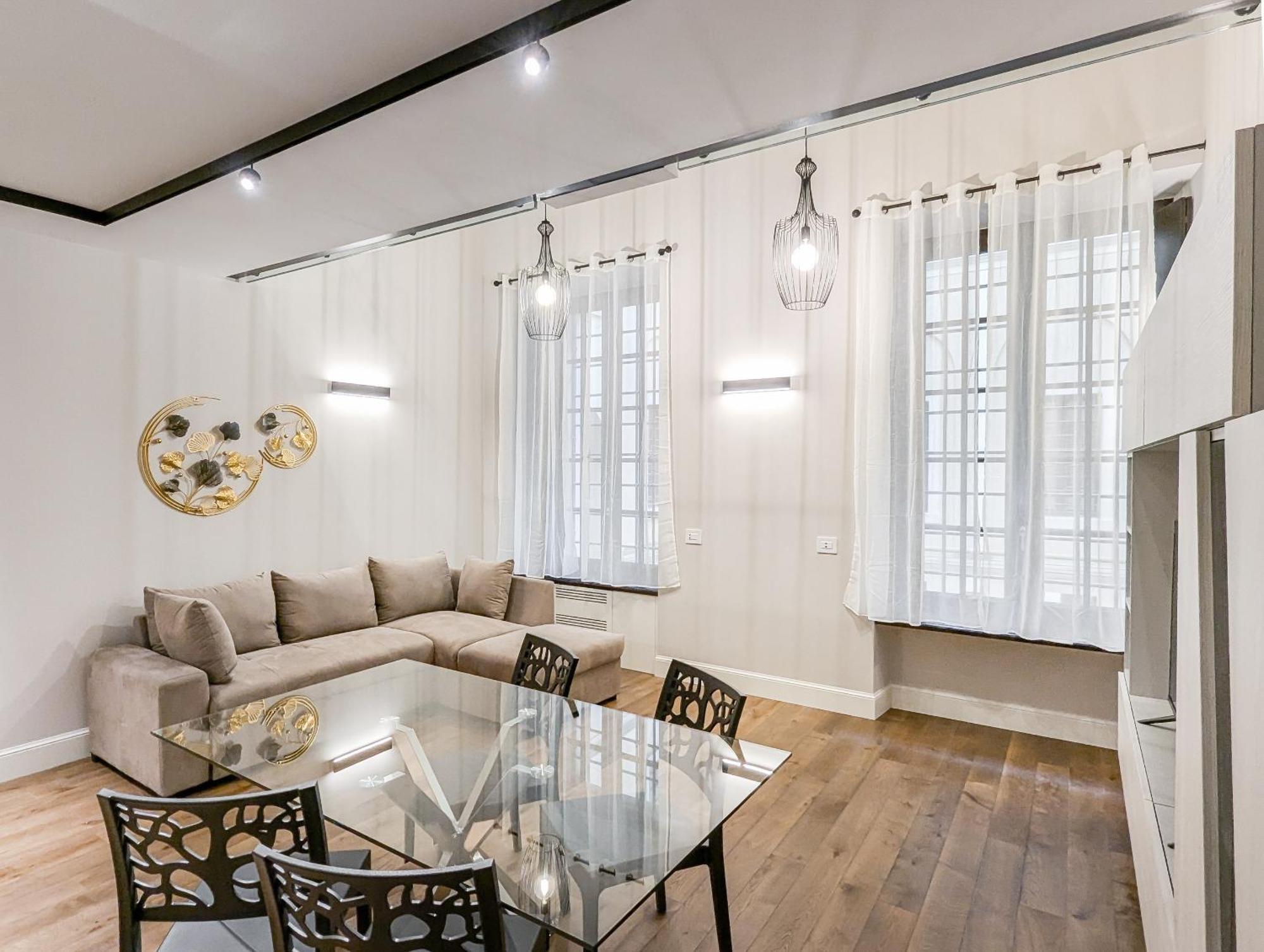Flats4rent Palazzo Poste Apartment *