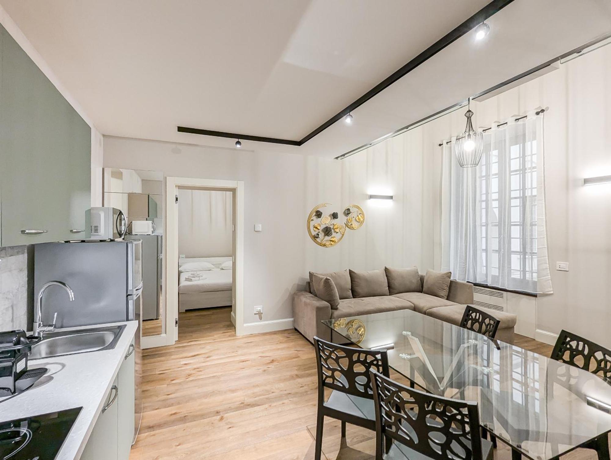Flats4rent Palazzo Poste Apartment
