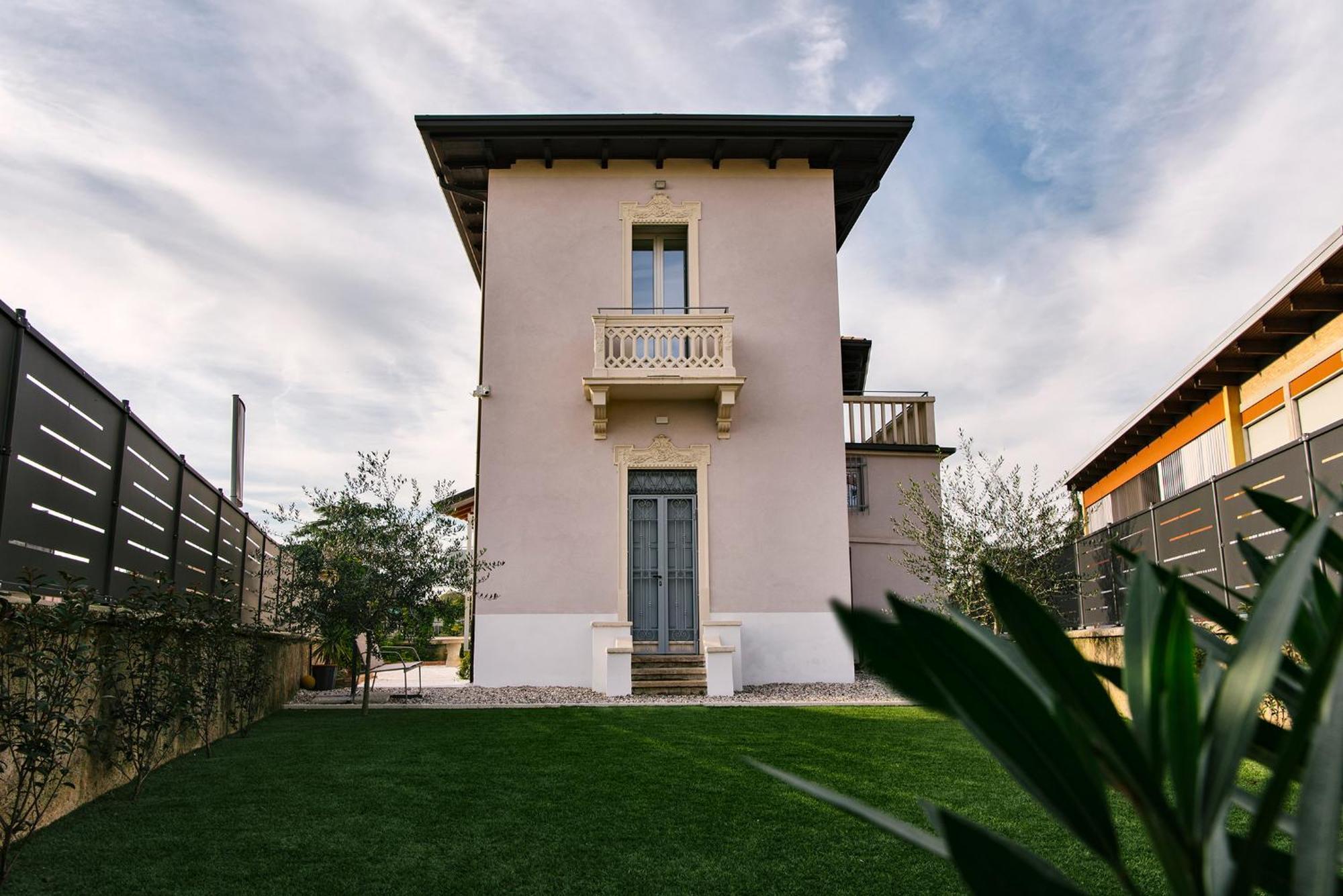 Apartment Dei Sogni - Accesso Indipendente Vicino Ospedale Borgo Trento Fiera Arena Di