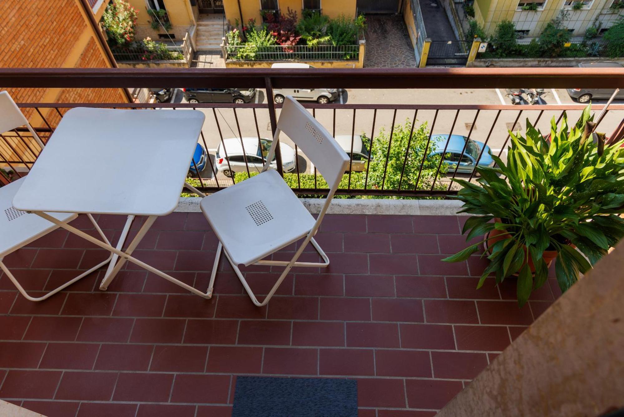 Laura Apartment *