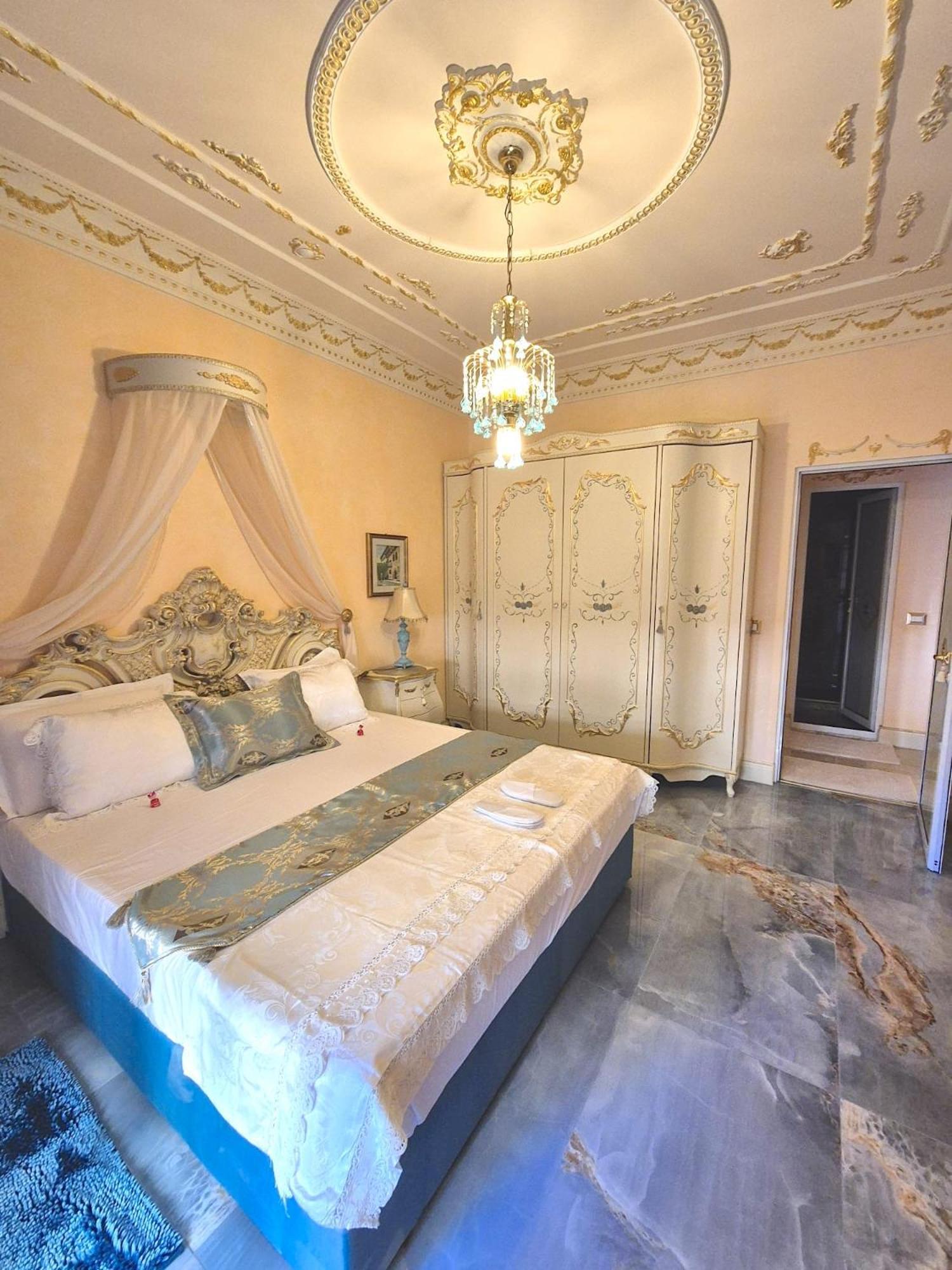 Fd Luxury Apartment
