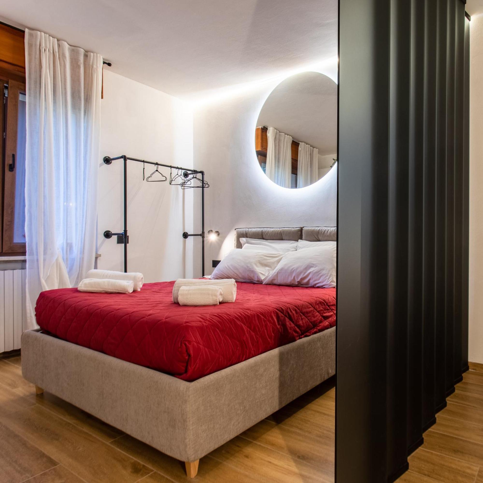 N8 Urban Loft Apartment *