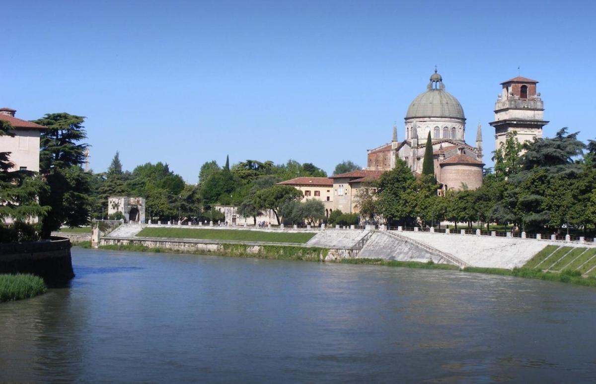 Apartment Ponte Pietra In 600 Meters! In
