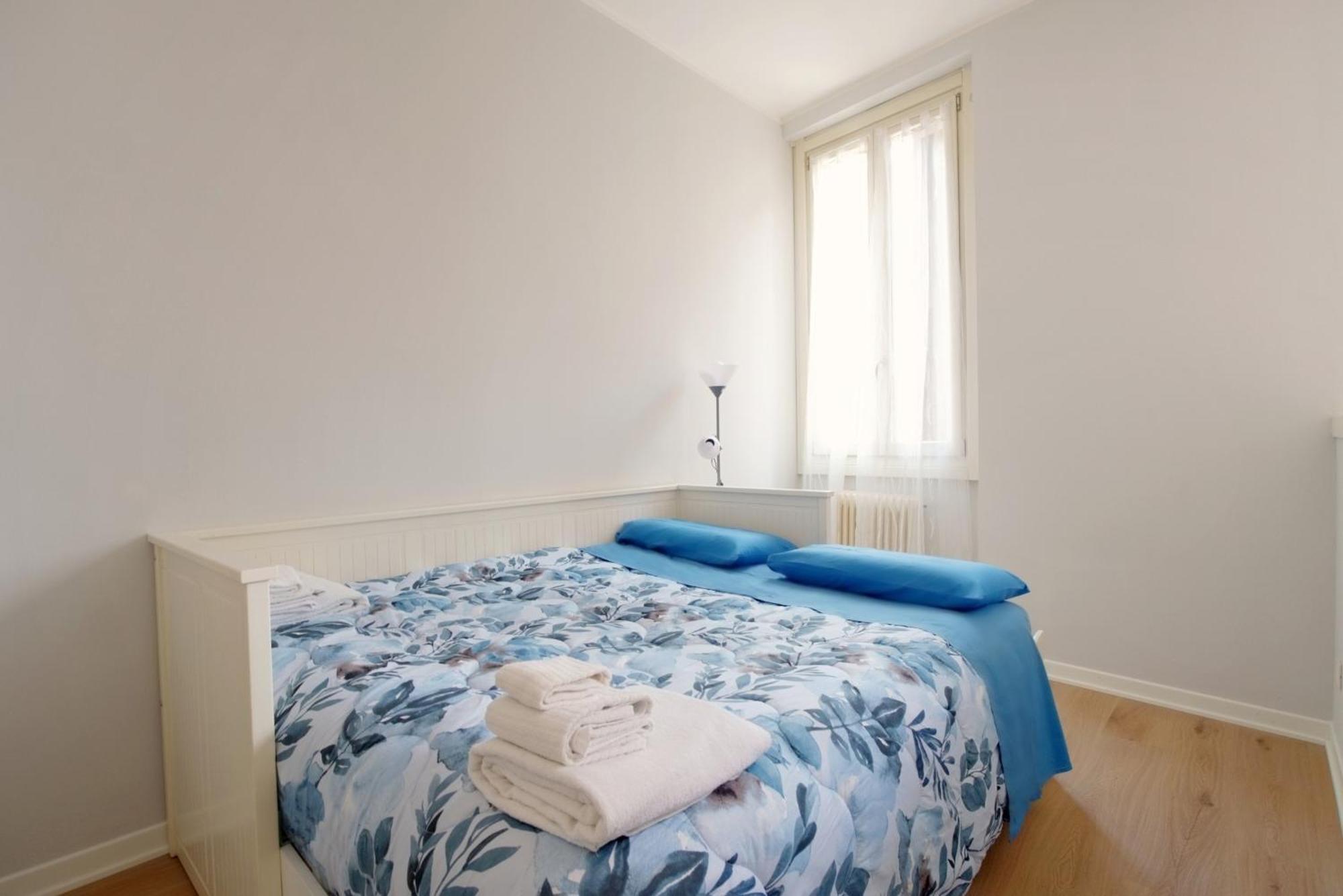 Guesthost - Comfy Studio-flat Near Center *