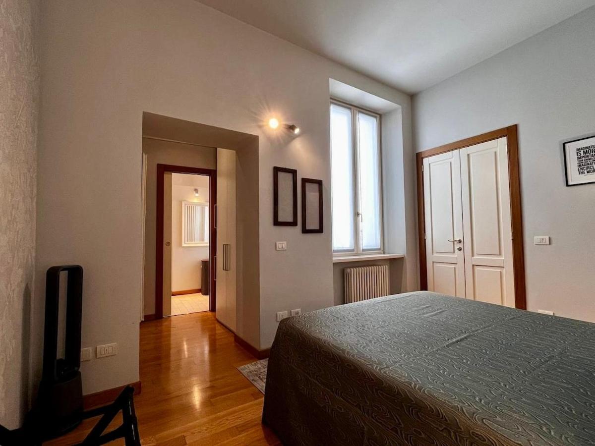 Residenza Tazzoli - Big House 120 M2, With 2 Bedrooms And 2 Bathrooms Apartment *