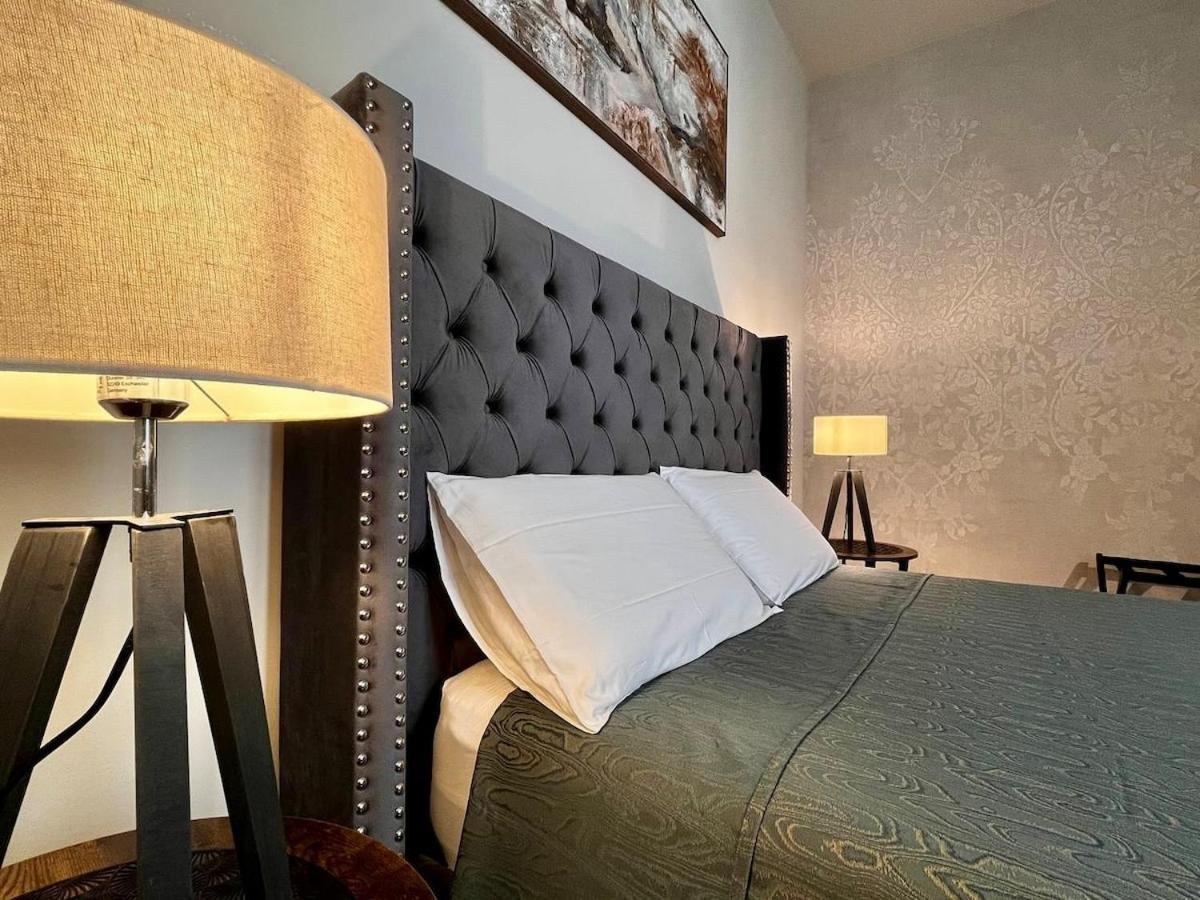 Apartment Residenza Tazzoli - Big House 120 M2, With 2 Bedrooms And 2 Bathrooms Verona