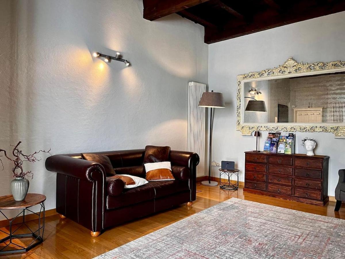 Apartment Residenza Tazzoli - Big House 120 M2, With 2 Bedrooms And 2 Bathrooms Verona