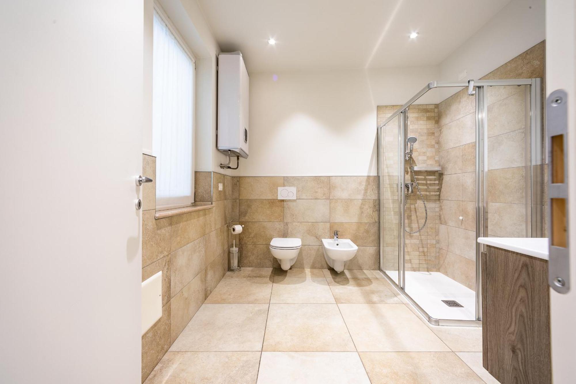 Santa Eufemia 1 - Vicino Arena Apartment *