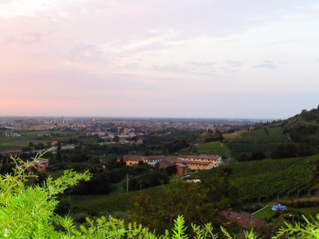 Ca Novecento Aamiaismajoitus Verona