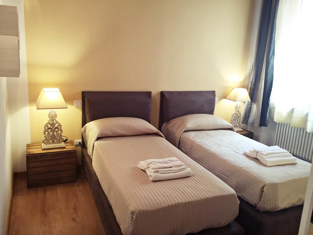 Wallace Luxury Verona