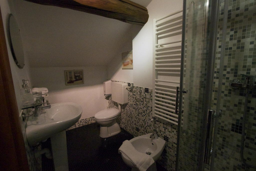 Bed & Breakfast Fiore Di Roby