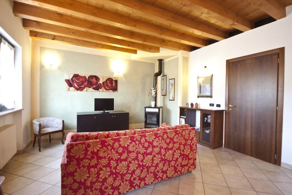 Casale Manzoni Apartamento