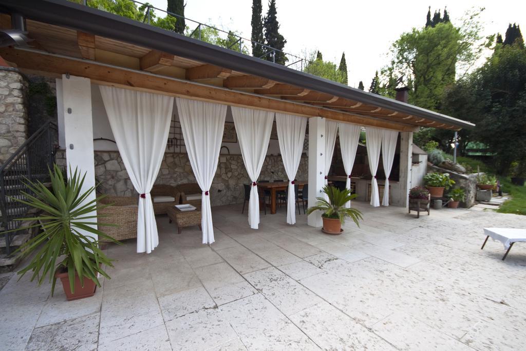 Casale Manzoni Apartamento