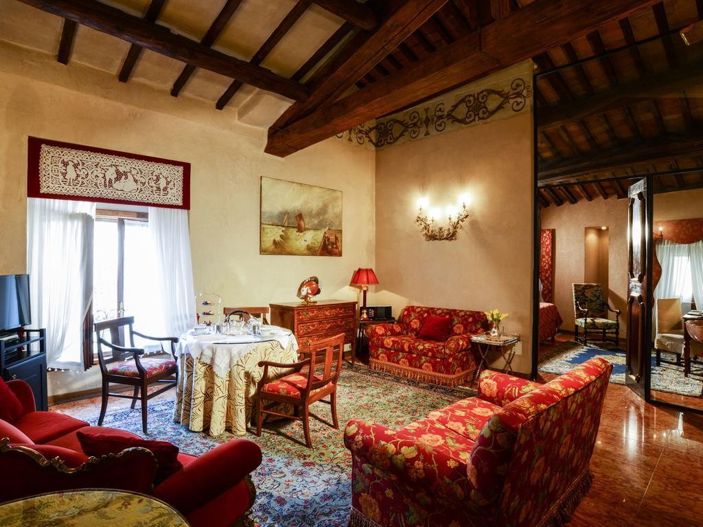 Gabbia D'oro Hotel 5*