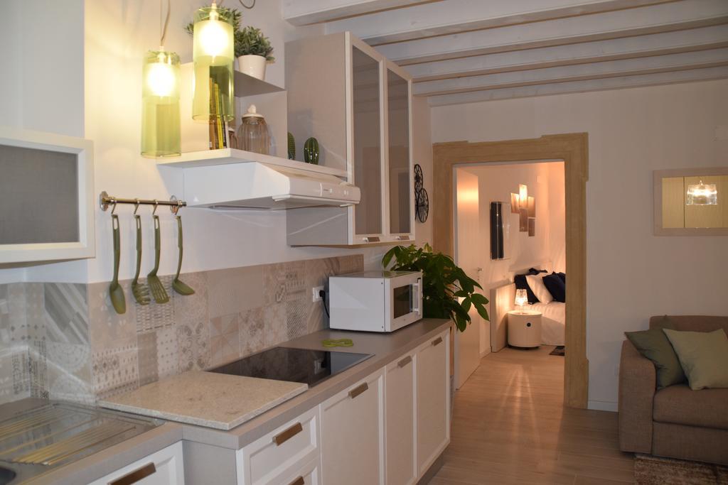 Apartment White