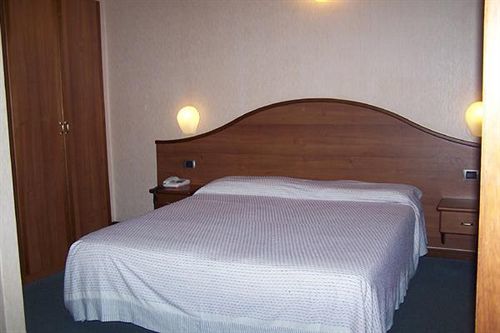 Cavour Hotel 2*