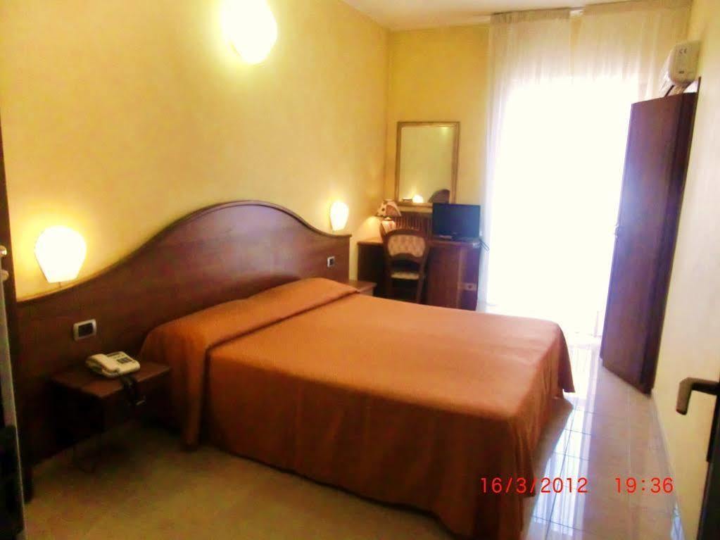 Hotel Cavour 2*