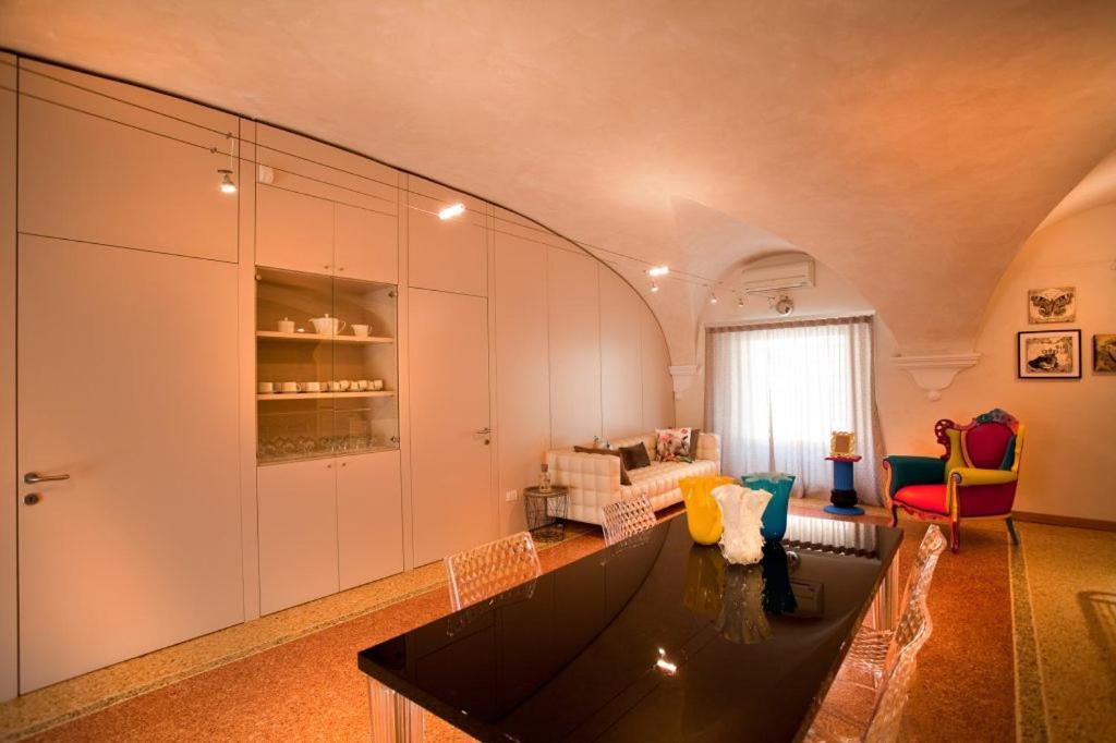 Anfite Luxury Volto San Luca