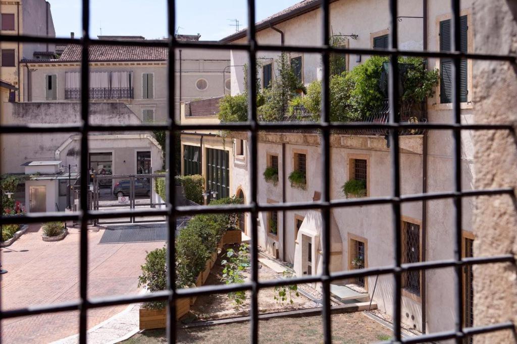 Anfite Luxury Volto San Luca Huoneisto Verona