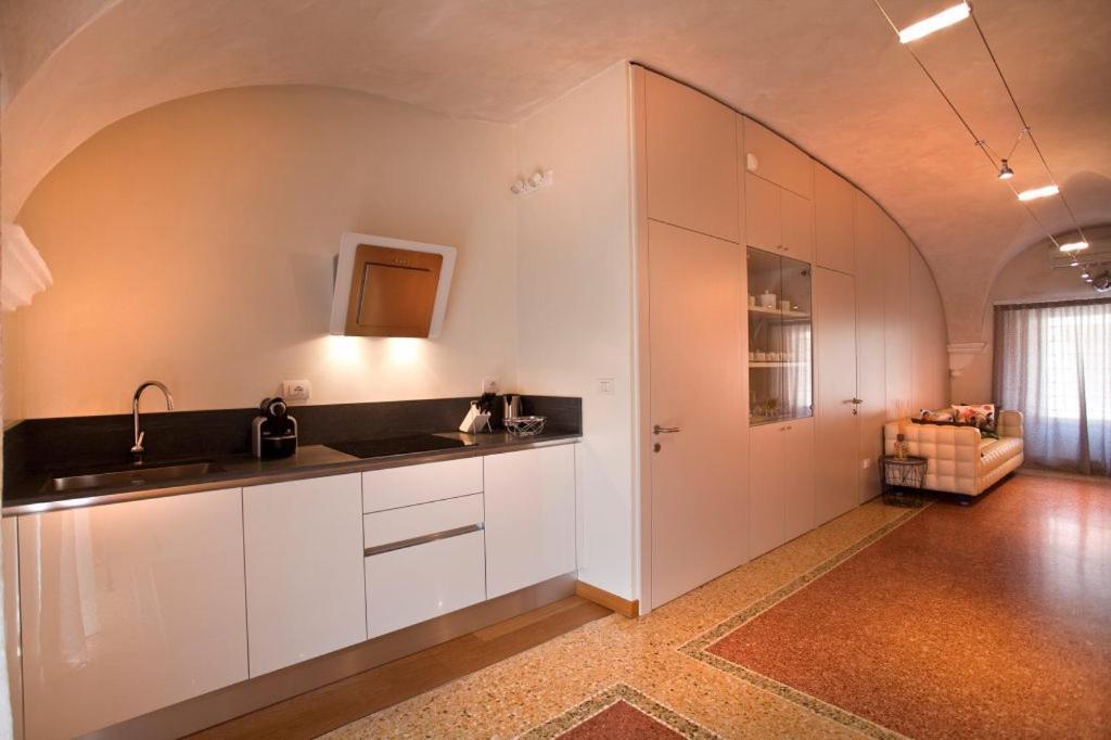 Huoneisto Anfite Luxury Volto San Luca