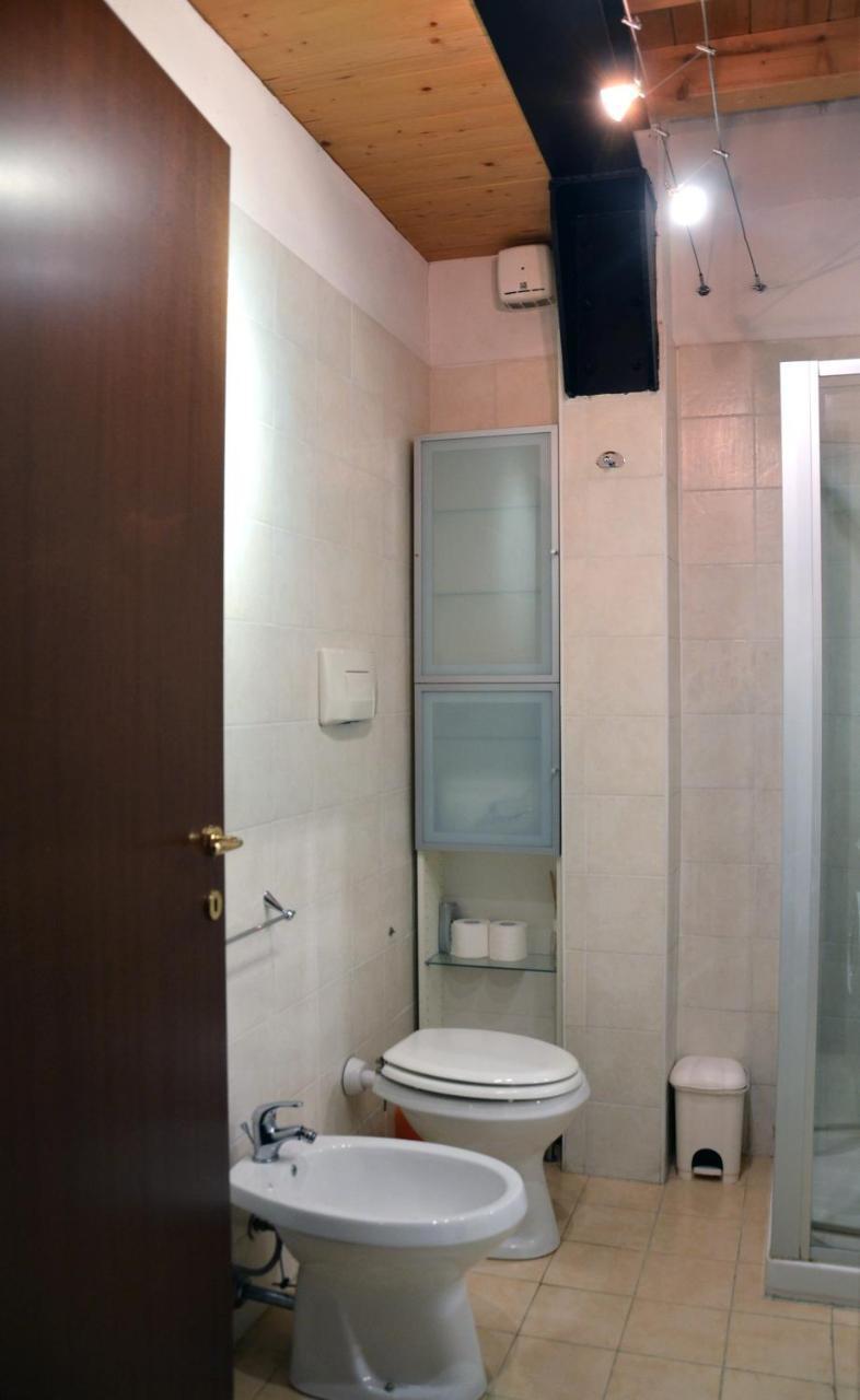 Flats4Rent Tommaso Apartment