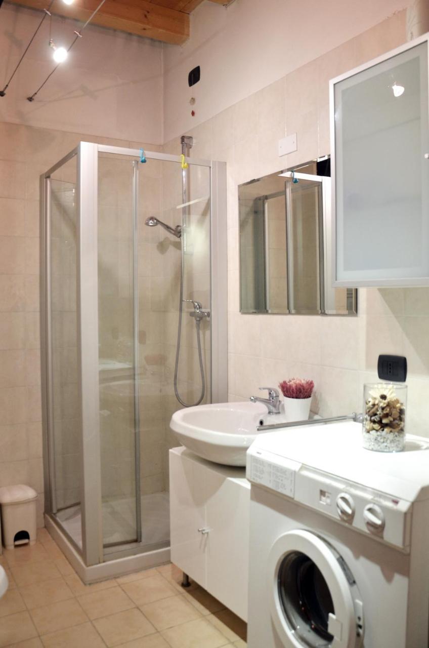 Flats4Rent Tommaso Apartment