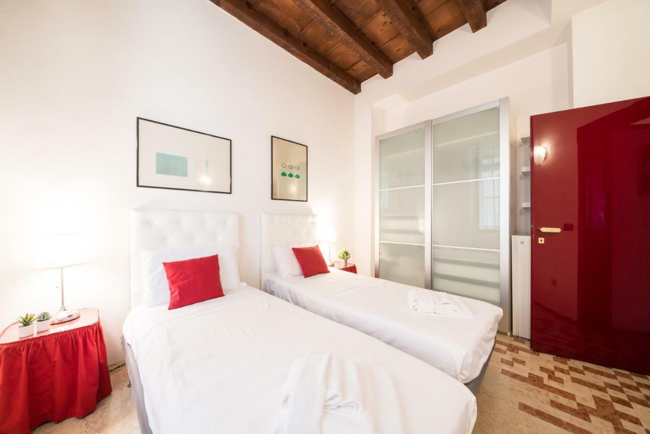 Bright - Borsari Historical Appartement
