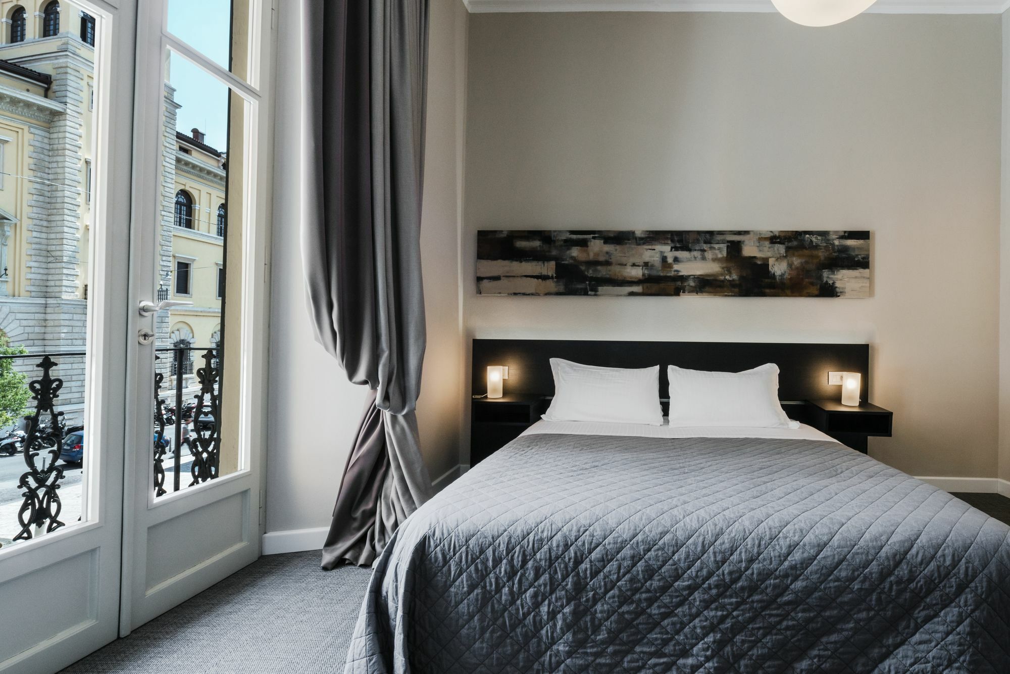 Navona