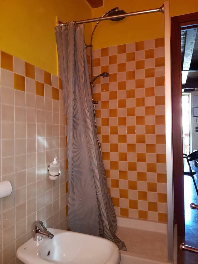 Dora Baltea Monolocale Primo Piano Mansarda Secondo Piano *